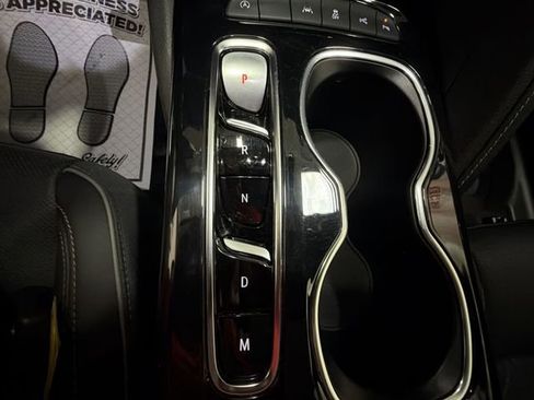 Used 2022 Buick Envision Avenir w/ Technology Package II image 20