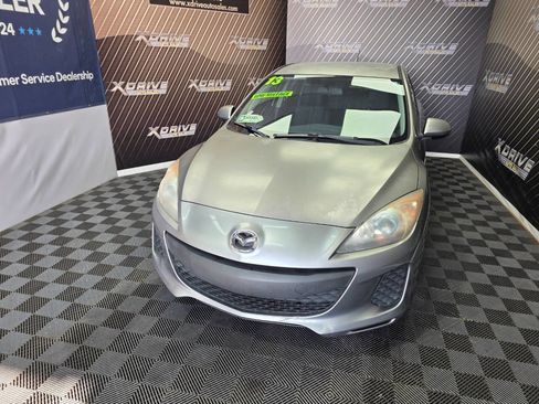 Used 2013 MAZDA MAZDA3 i Touring image 3