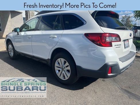 Used 2019 Subaru Outback 2.5i Premium w/ Popular Package #2 image 3