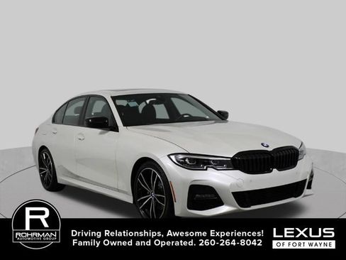 Used 2021 BMW 330i Sedan w/ Convenience Package RWD image 3