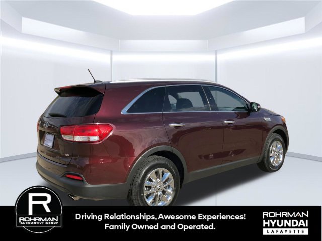 Used 2017 Kia Sorento FWD image 9
