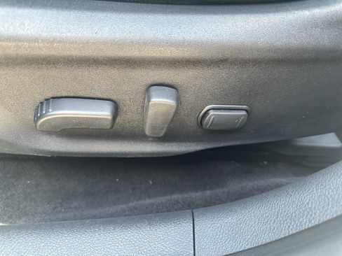 Used 2024 Nissan Sentra SR w/ SR Premium Package FWD image 21