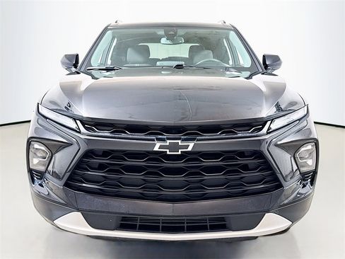 Certified 2024 Chevrolet Blazer LT w/ Convenience Package image 2