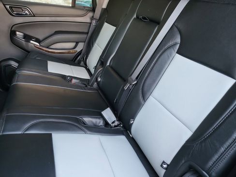 Used 2020 Chevrolet Tahoe LS w/ Enhanced Driver Alert Package image 13