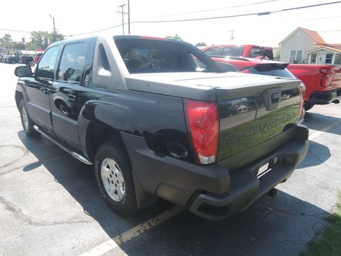 Used 2003 Chevrolet Avalanche 4x4 w/ The North Face Edition image 6