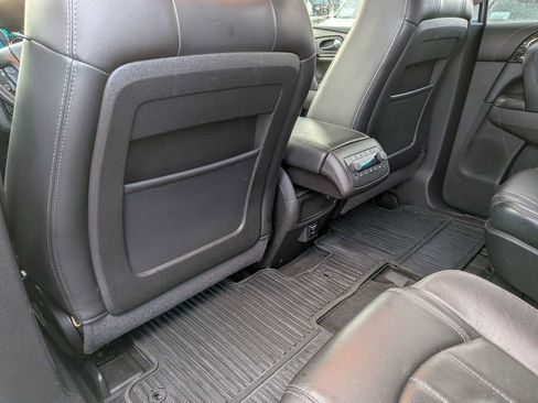 Used 2014 Buick Enclave Premium w/ Trailering Provision Package AWD/4WD image 17
