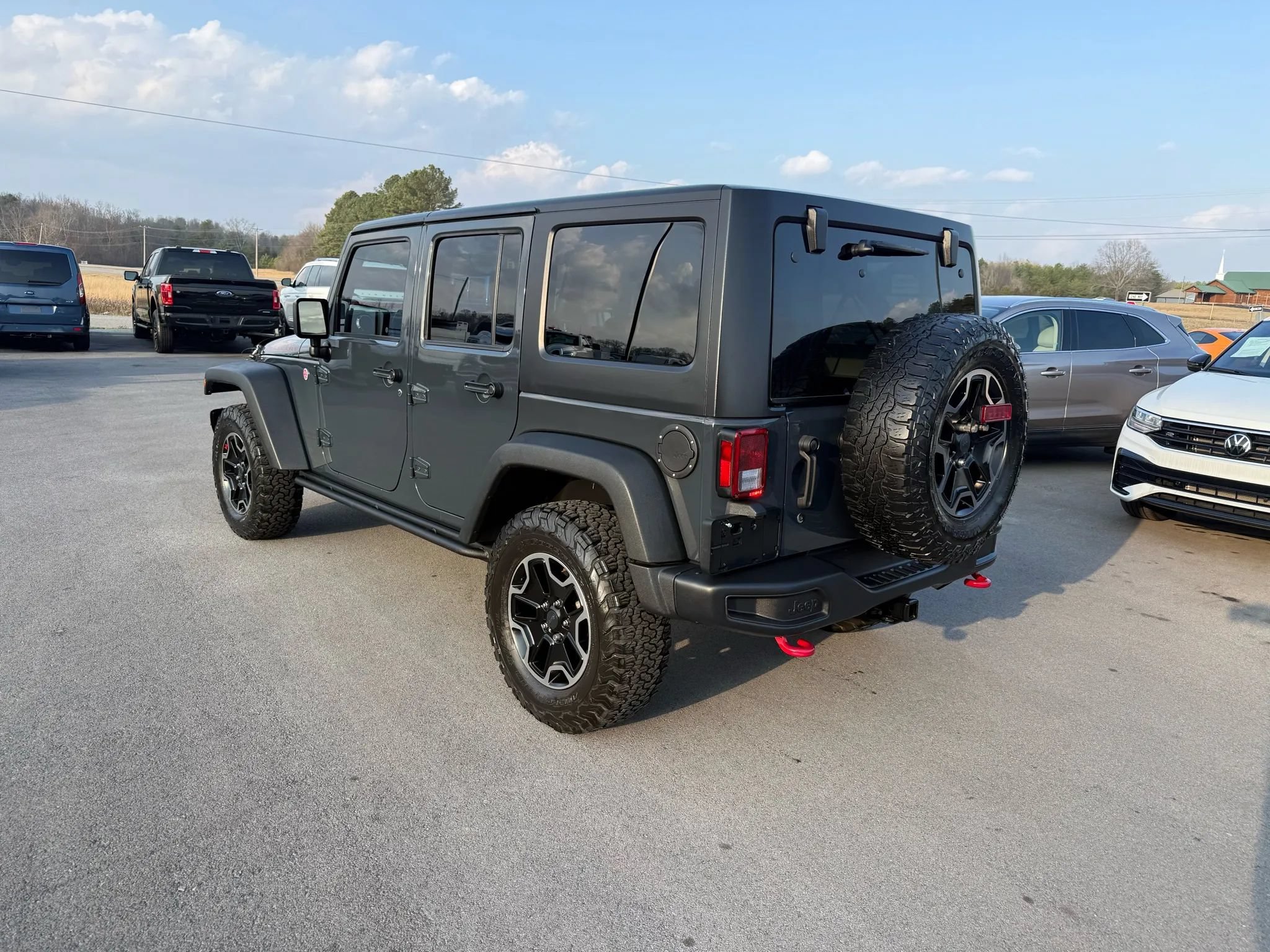 Used 2017 Jeep Wrangler Unlimited Rubicon AWD/4WD image 3