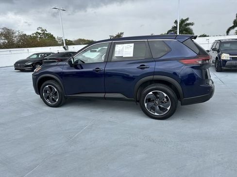 Used 2024 Nissan Rogue SV FWD image 15