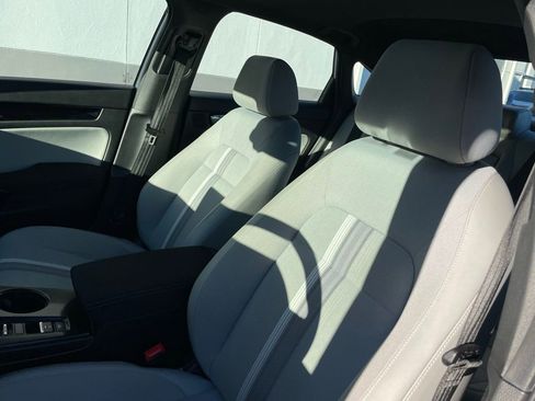 Certified 2025 Honda Civic Sport image 25