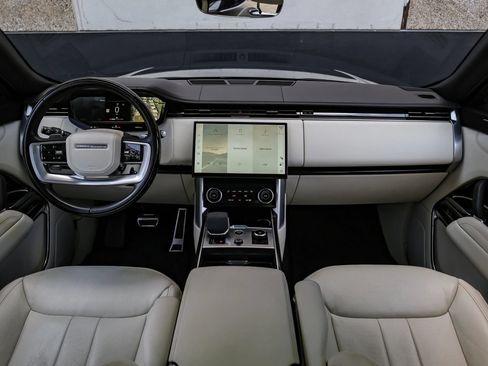 Used 2023 Land Rover Range Rover Long Wheelbase SE AWD/4WD image 15