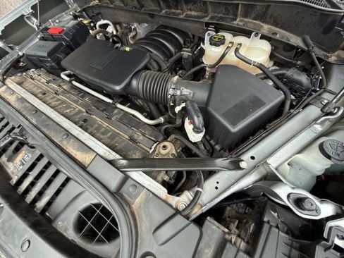 Used 2024 Chevrolet Silverado 1500 LT w/ Z71 Off-Road Package AWD/4WD image 33
