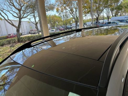 Used 2025 Mercedes-Benz GLS 450 4MATIC w/ AMG Line Exterior image 14