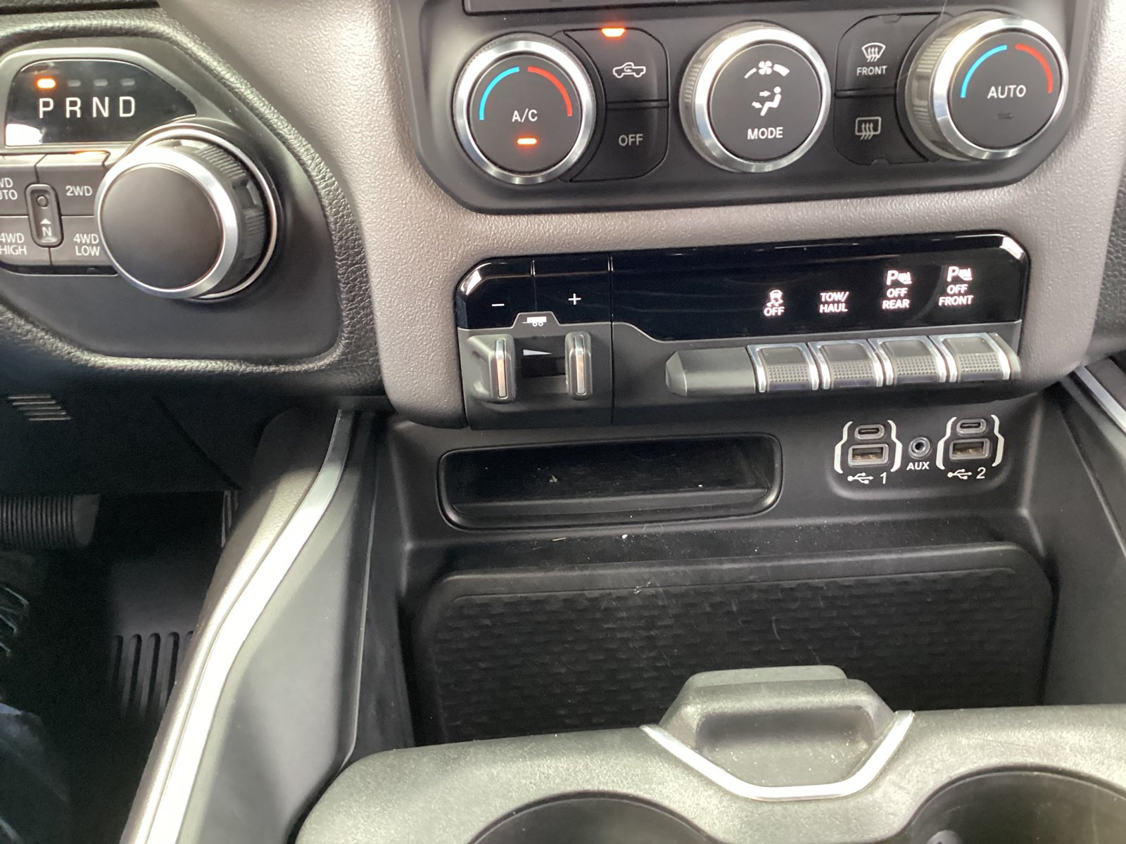 Used 2022 RAM 1500 Big Horn AWD/4WD image 21