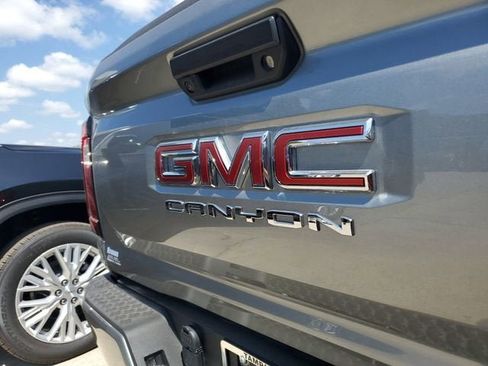 New 2026 GMC Canyon Elevation AWD/4WD image 7