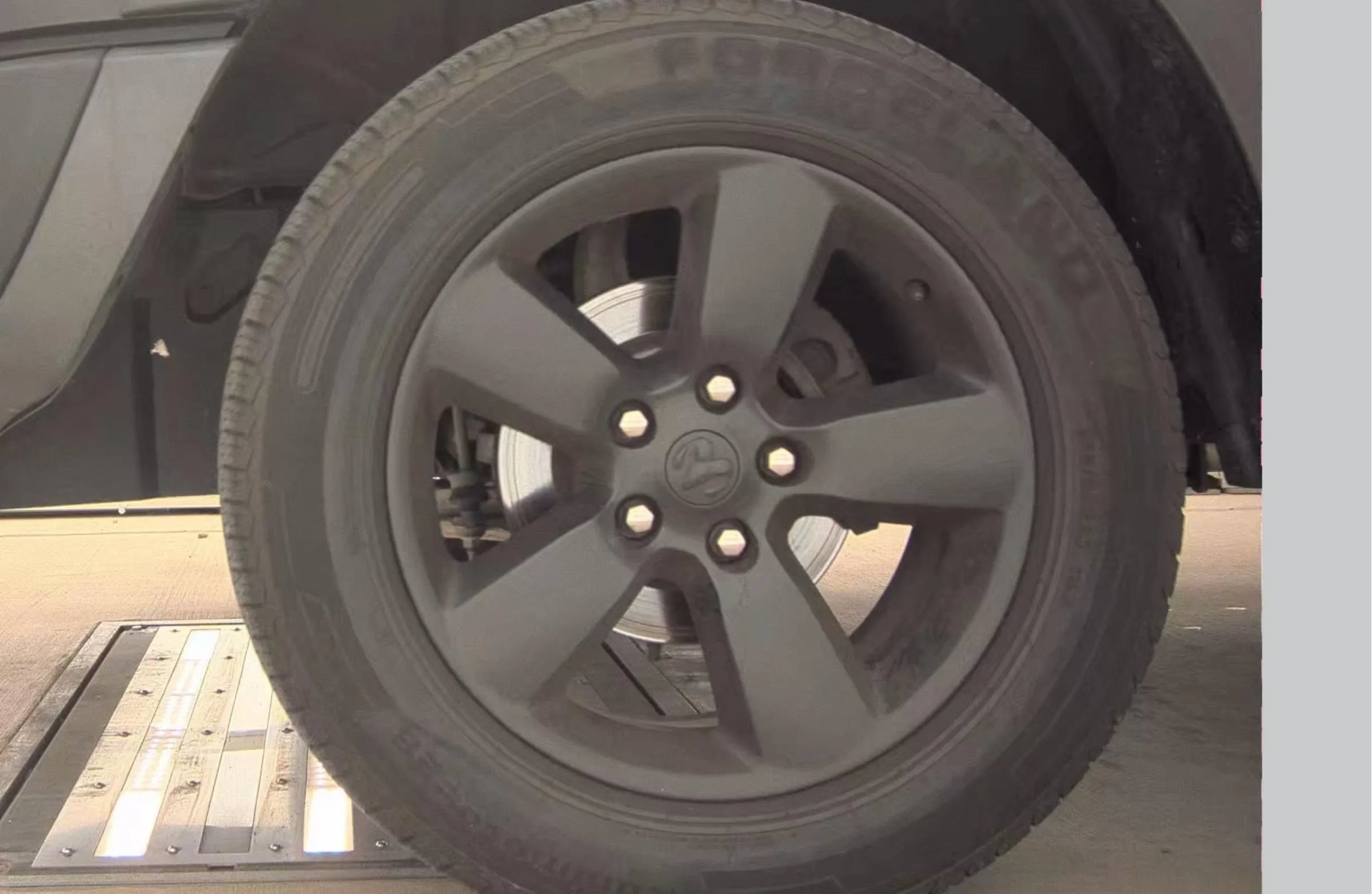 Used 2019 RAM 1500 Warlock AWD/4WD image 9