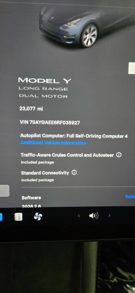 Used 2024 Tesla Model Y Long Range AWD/4WD image 7