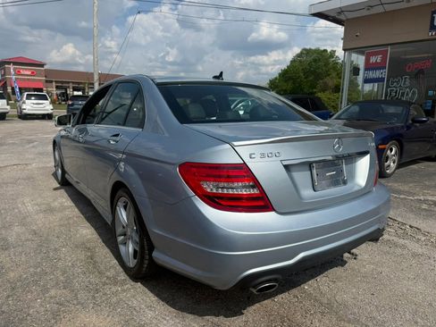 Used 2013 Mercedes-Benz C 300 4MATIC Sedan image 4