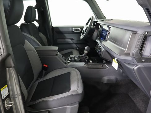 New 2025 Ford Bronco 4-Door image 11