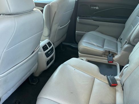 Used 2019 Honda Pilot Elite image 13