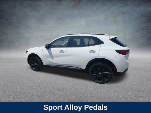 Used 2023 Buick Envision Essence w/ Sport Touring Package image 15