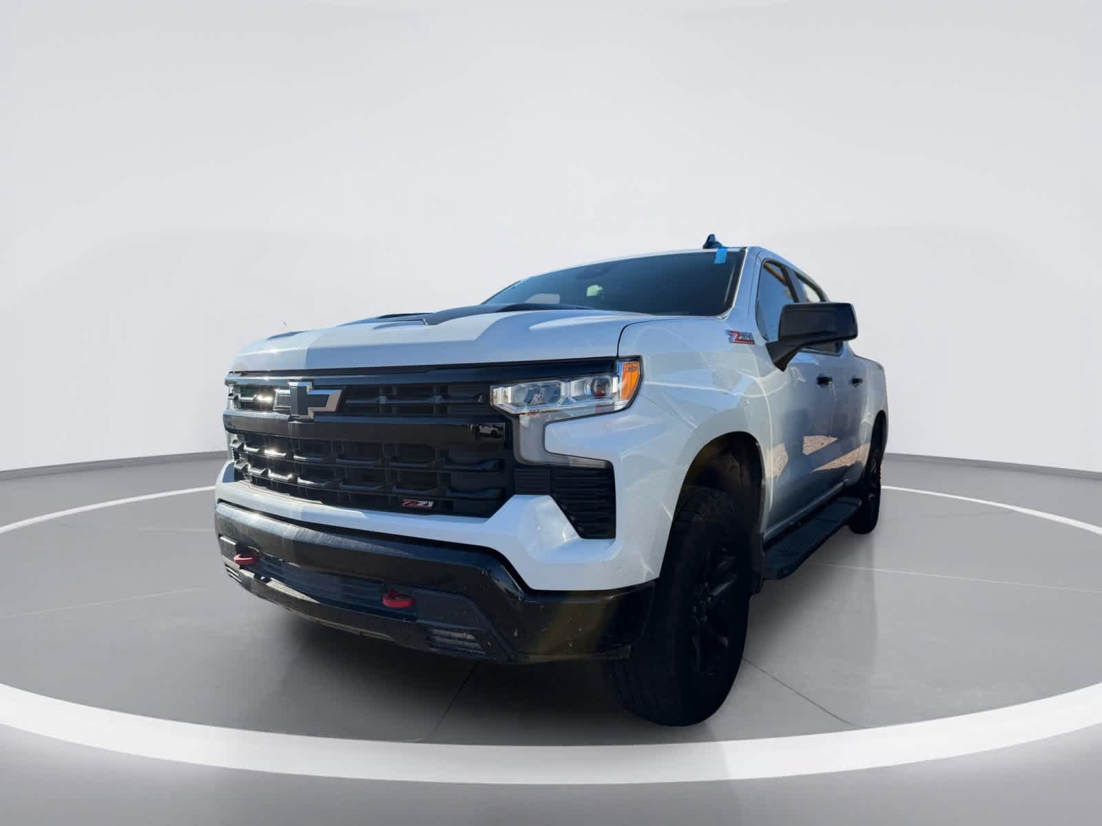 Used 2023 Chevrolet Silverado 1500 LT Trail Boss w/ Protection Package AWD/4WD image 2