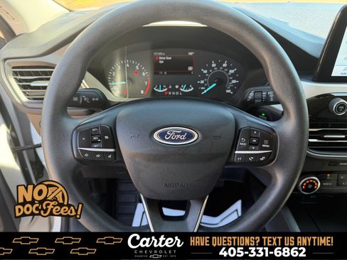 Used 2022 Ford Escape SE FWD image 14