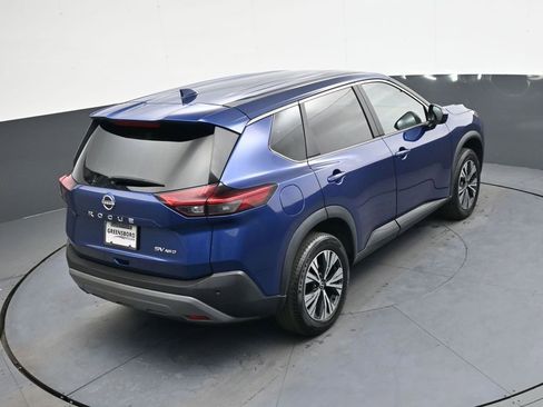 Used 2023 Nissan Rogue SV image 28