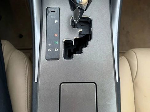 Used 2006 Lexus IS 350 image 18
