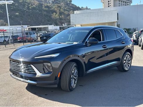 New 2025 Buick Envision Preferred image 10