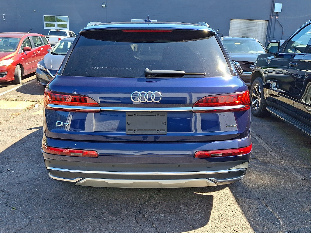 Used 2022 Audi Q7 3.0T Premium Plus w/ Premium Plus Package AWD/4WD image 4
