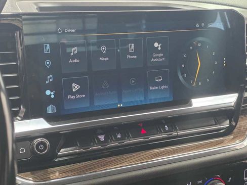 Used 2024 Chevrolet Silverado 2500 LT w/ Convenience Package image 14