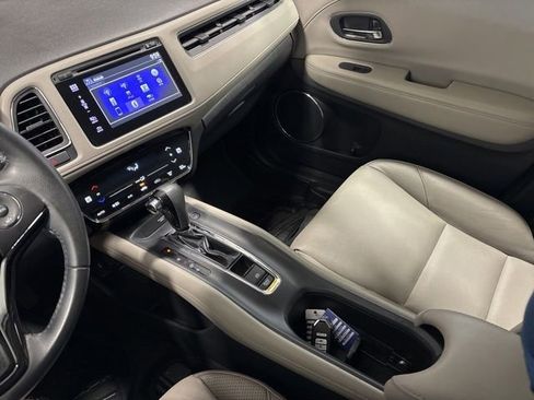 Used 2018 Honda HR-V EX-L image 25