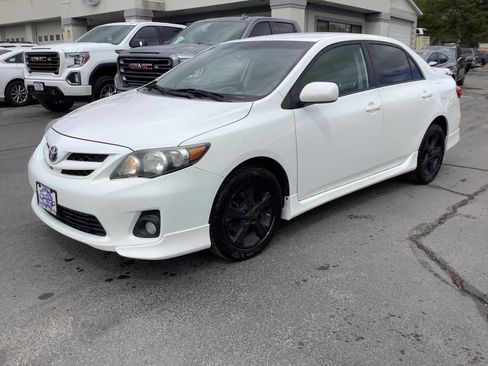 Used 2013 Toyota Corolla S FWD image 20