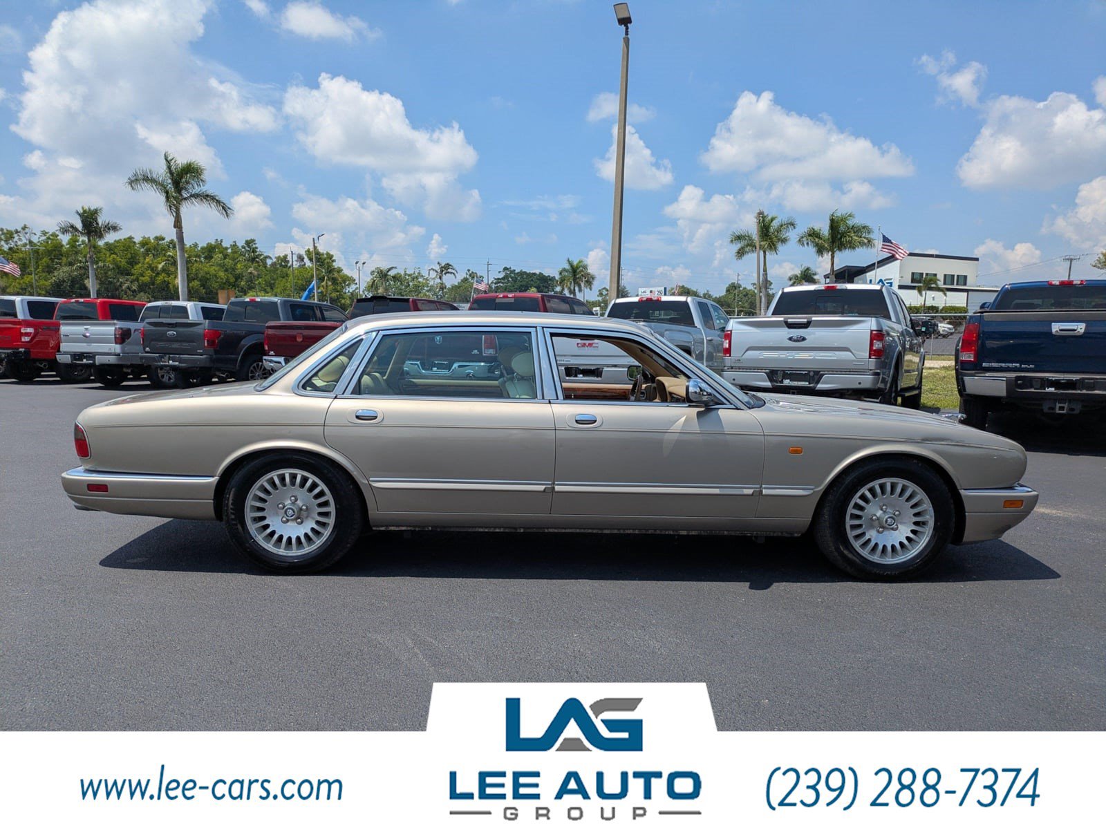 Used 1996 Jaguar XJ Vanden Plas RWD image 2