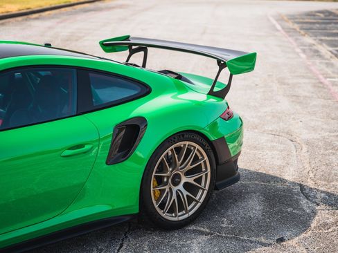 Used 2018 Porsche 911 GT2 RS RWD image 7