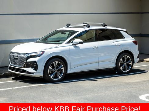 Used 2022 Audi Q4 e-tron Premium Plus AWD/4WD image 3