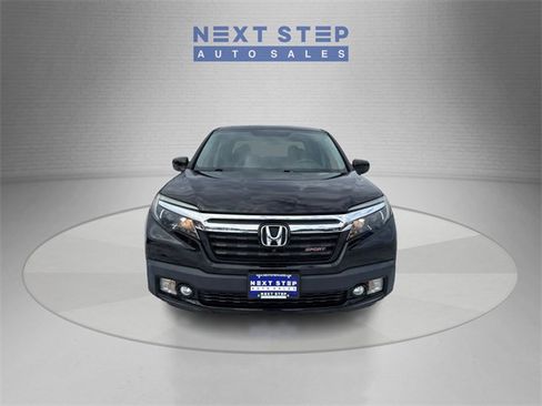 Used 2019 Honda Ridgeline Sport image 2
