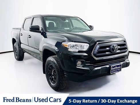 Used 2022 Toyota Tacoma SR5 AWD/4WD image 1