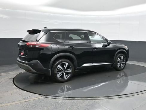 Used 2021 Nissan Rogue SL image 3