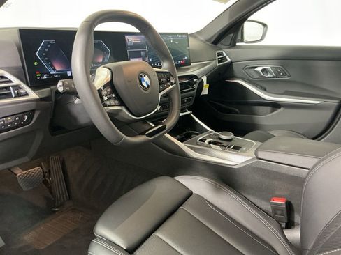 Certified 2025 BMW 330i Sedan w/ M Sport Package RWD image 21
