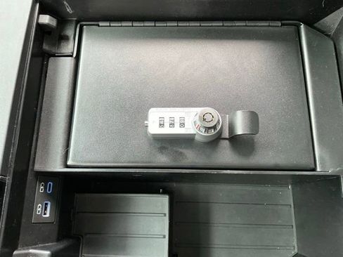 Used 2024 Toyota Tundra Limited w/ TRD Off-Road Package AWD/4WD image 32