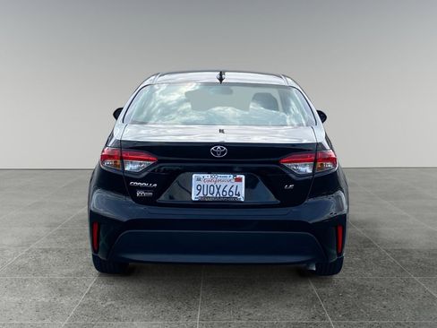 Used 2025 Toyota Corolla LE FWD image 4