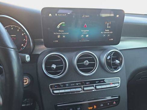 Used 2022 Mercedes-Benz GLC 300 4MATIC image 23