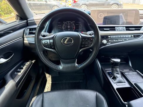 Used 2021 Lexus ES 250 AWD/4WD image 18