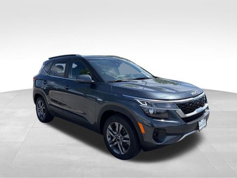 Certified 2023 Kia Seltos S AWD/4WD image 4