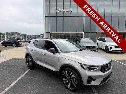 Used 2025 Volvo XC40 B5 Plus