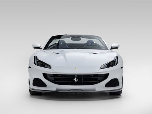 Certified 2023 Ferrari Portofino M RWD image 5