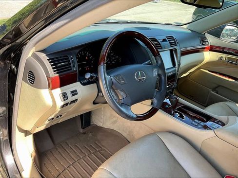 Used 2009 Lexus LS 460 AWD image 4