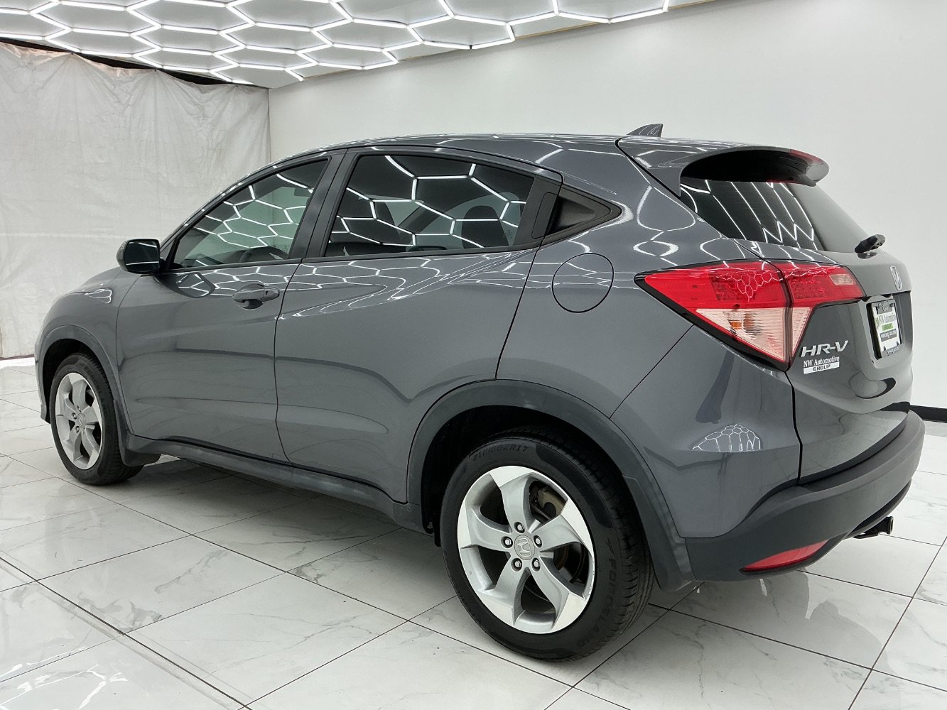 Used 2018 Honda HR-V LX image 12