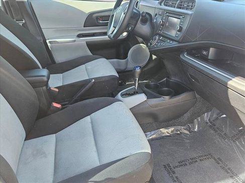 Used 2014 Toyota Prius C Three FWD image 18